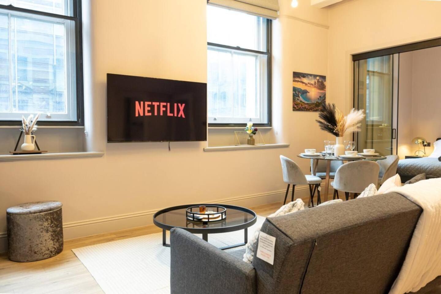 Apartment Stunning 2br In Chinatown